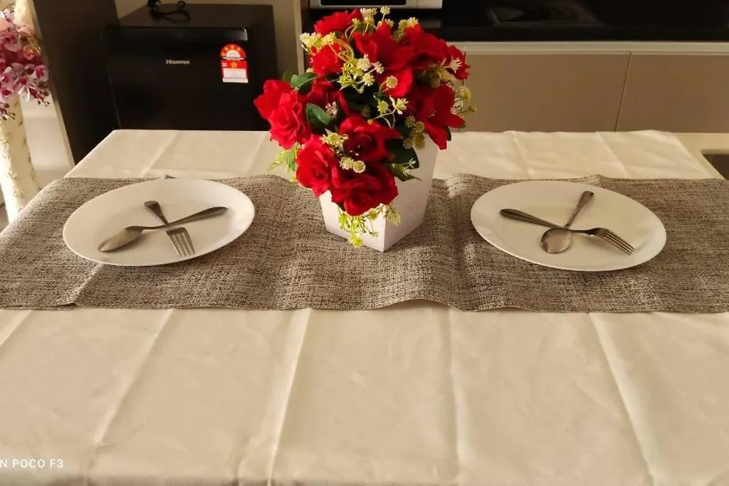 Bs1302-Self-Checkin-Wifi-Netflix-Parking-Pool-Klia, 5083 Apartment Sepang