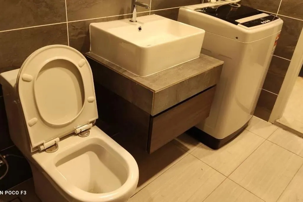 Bs1302-Self-Checkin-Wifi-Netflix-Parking-Pool-Klia, 5083 Apartment Sepang