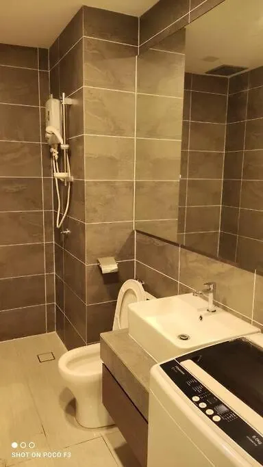 Appartamento Bs1302-Self-Checkin-Wifi-Netflix-Parking-Pool-Klia, 5083 Sepang