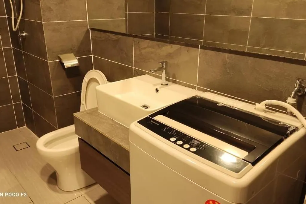 Appartamento Bs1302-Self-Checkin-Wifi-Netflix-Parking-Pool-Klia, 5083 Sepang 0*,
